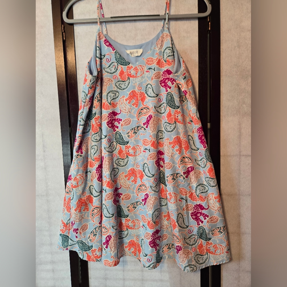 Peach Love California Size Small. Colorful Sleeveless Dress